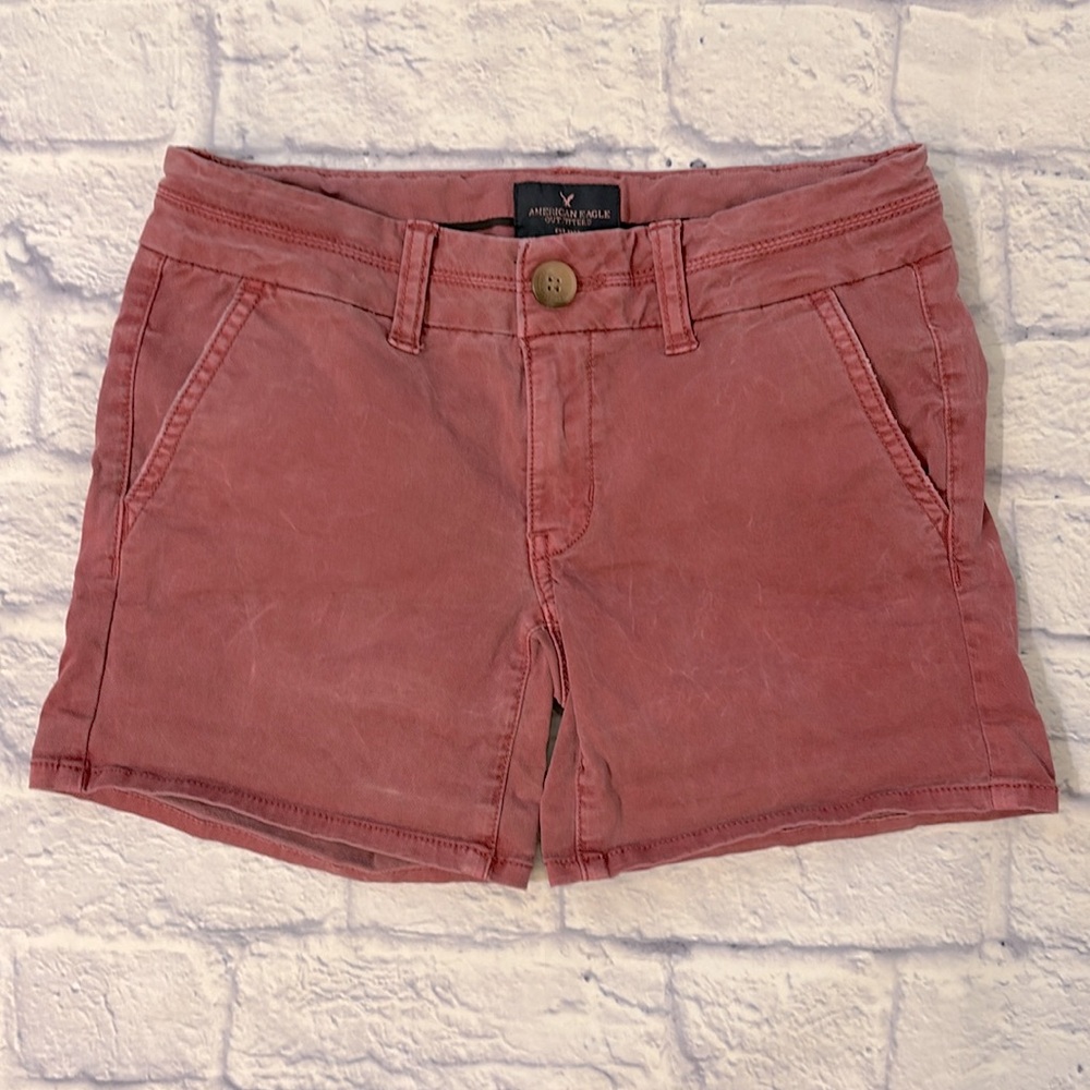 American Eagle Low Rise Pink Midi Shorts - Size 00